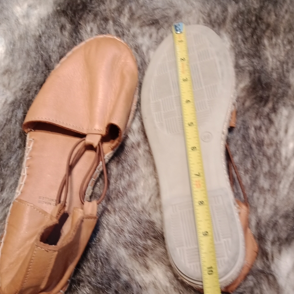 Leather espadrilles - Picture 16 of 16